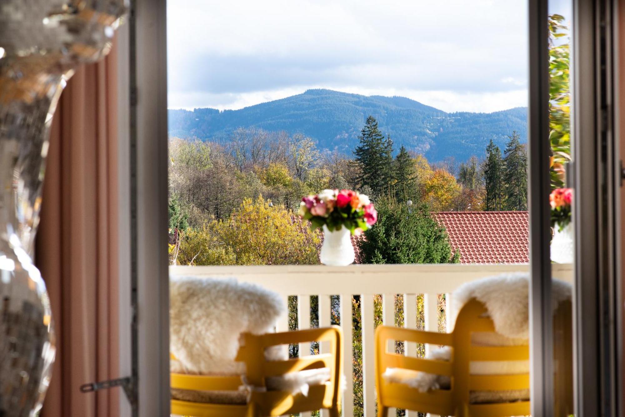 Einzigartige Auszeit Mit Bergblick In Bad Toelz Apartment ภายนอก รูปภาพ